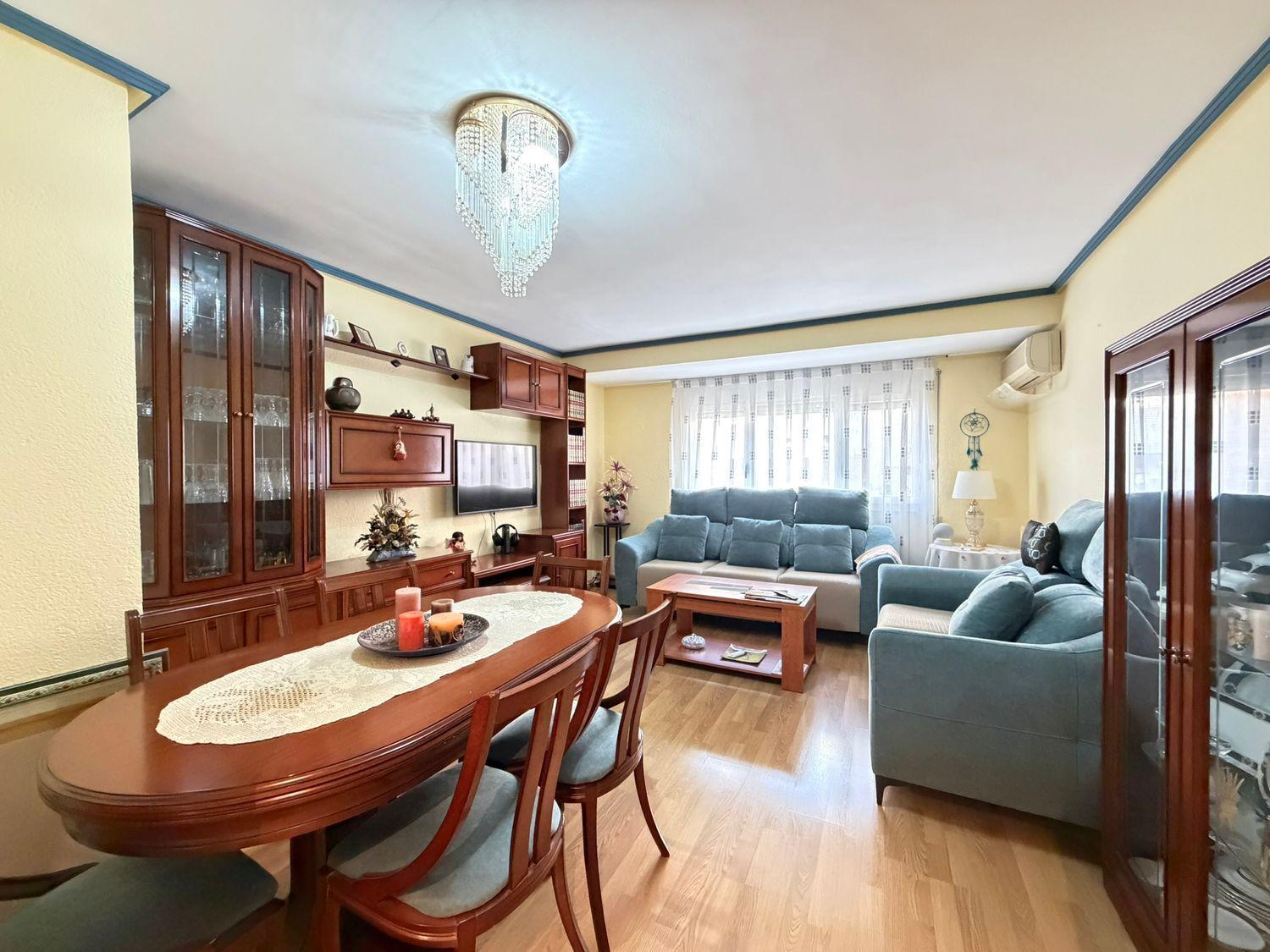 Flat for Sale in Caspe