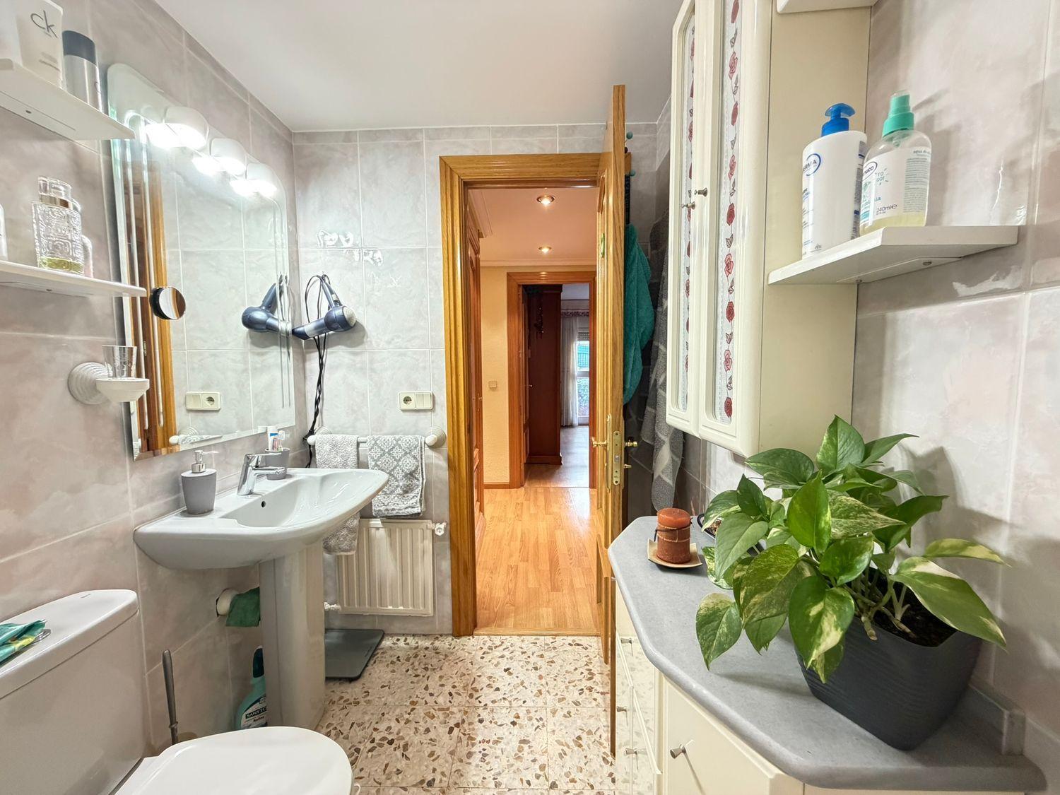 Flat for Sale in Caspe