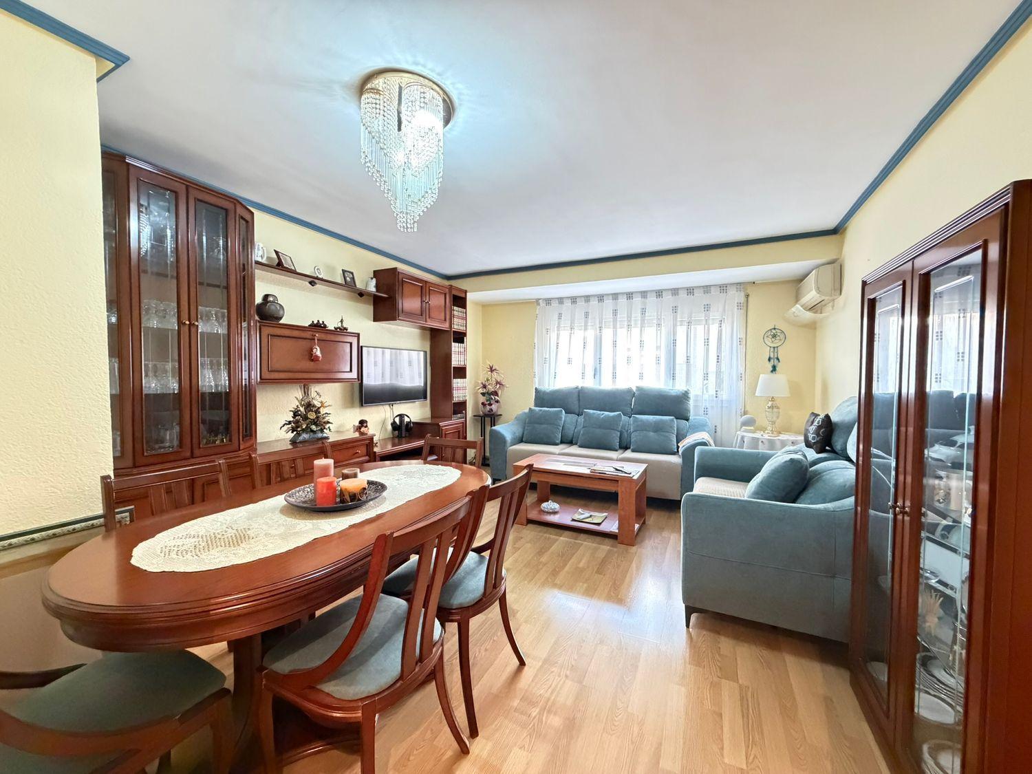 Flat for Sale in Caspe