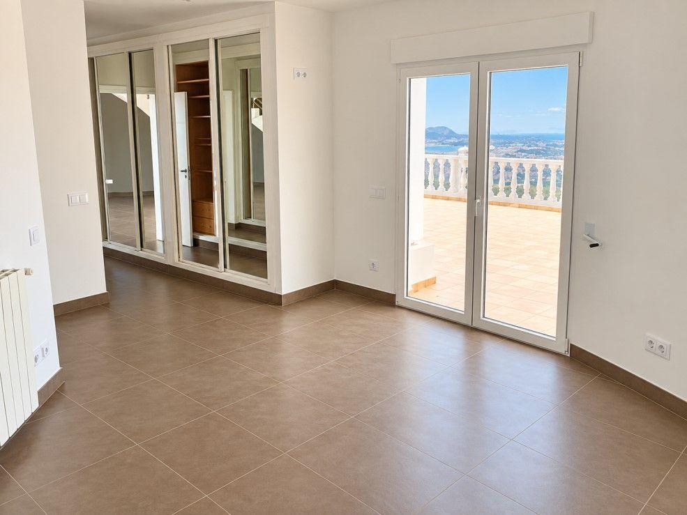 Chalet for Sale in Altea
