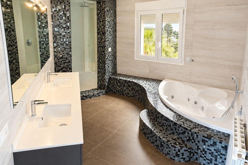 Chalet for Sale in Altea
