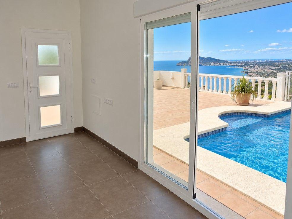 Chalet for Sale in Altea