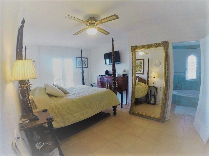 Chalet for Sale in Altea