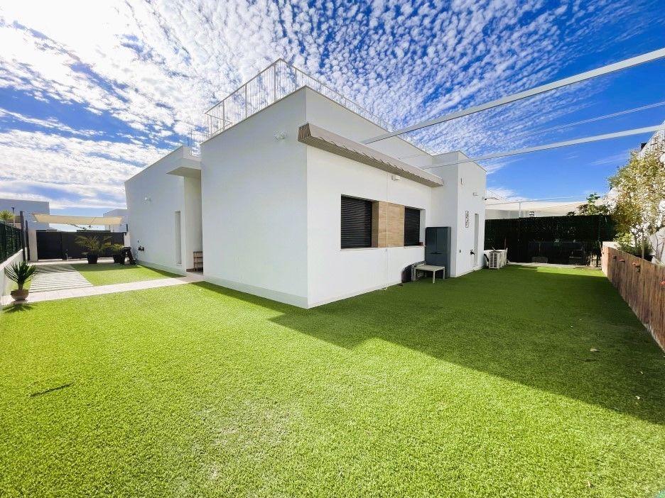 Chalet for Sale in Finestrat