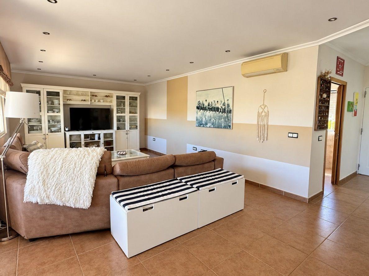 Chalet for Sale in Altea