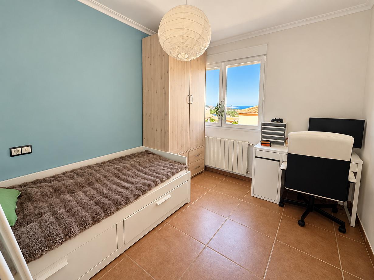Chalet for Sale in Altea