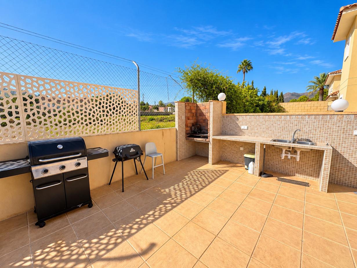 Chalet for Sale in Altea