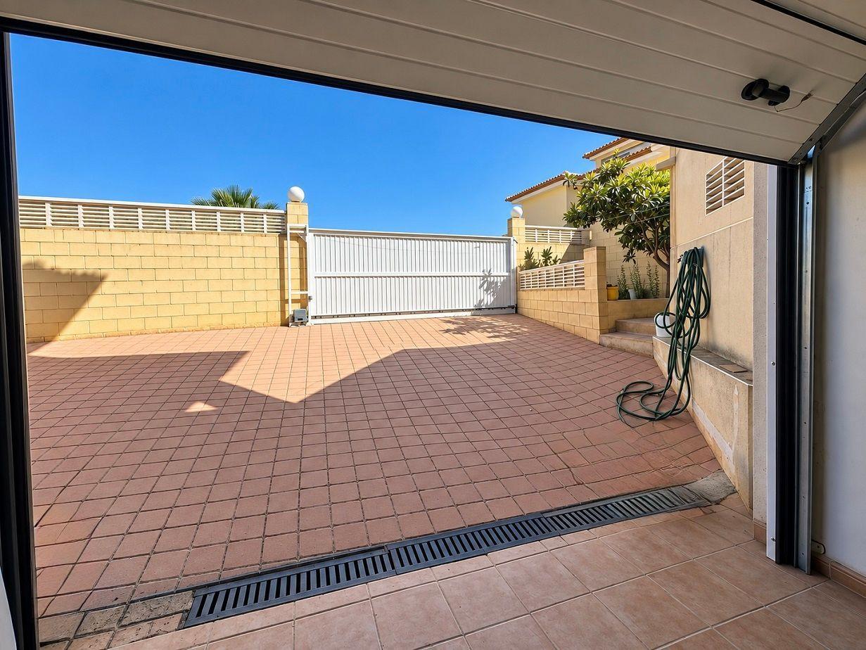 Chalet for Sale in Altea