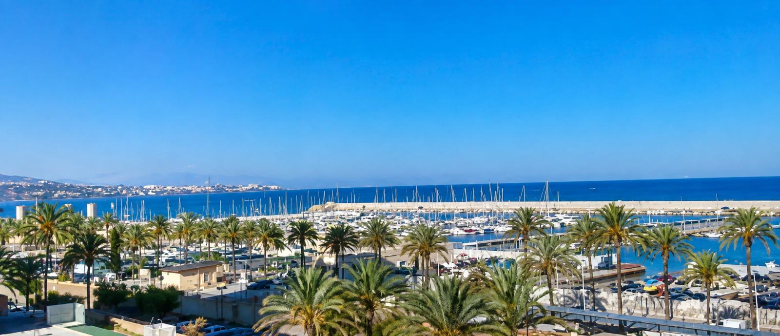 Apartment for Holiday Rental in Fuengirola
