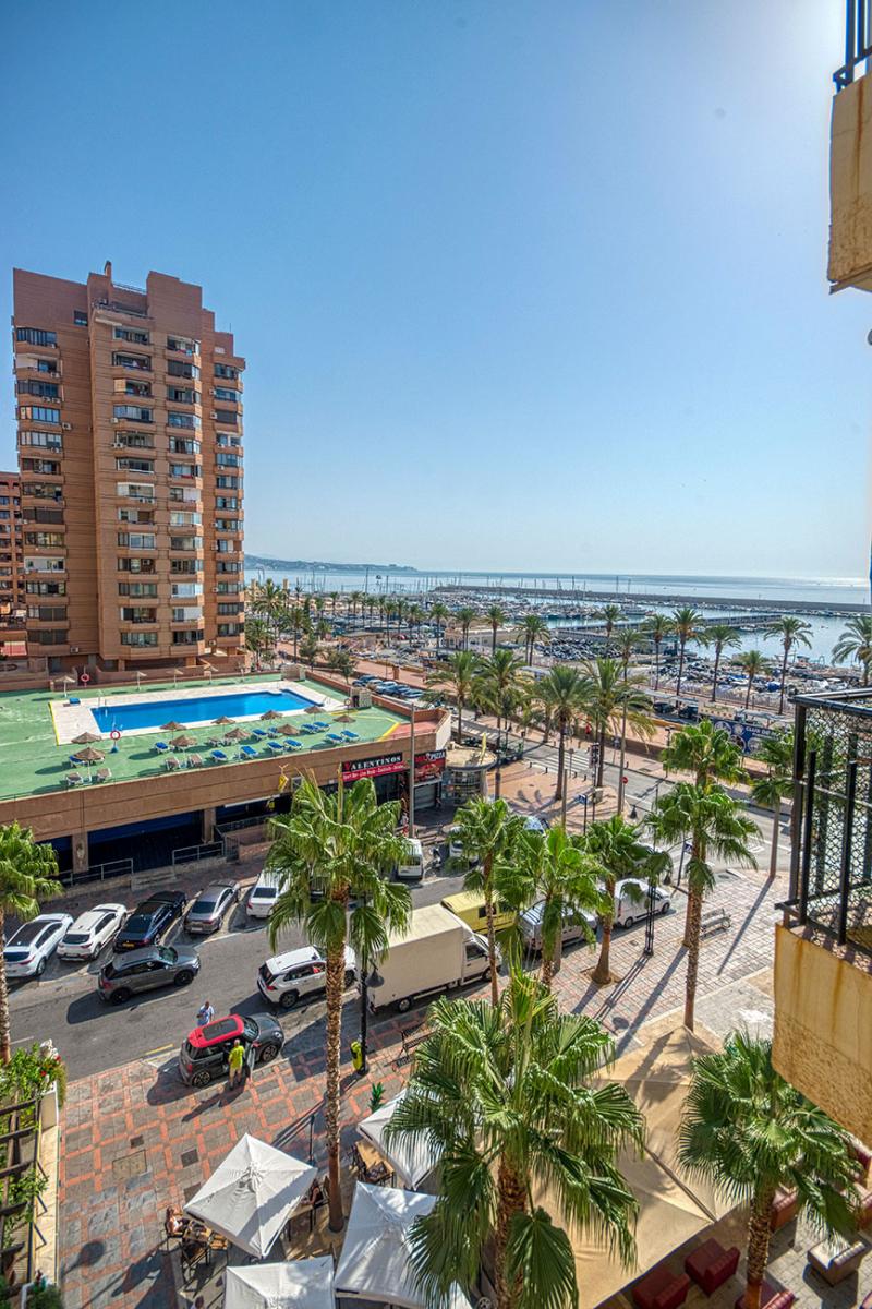 Apartment for Holiday Rental in Fuengirola
