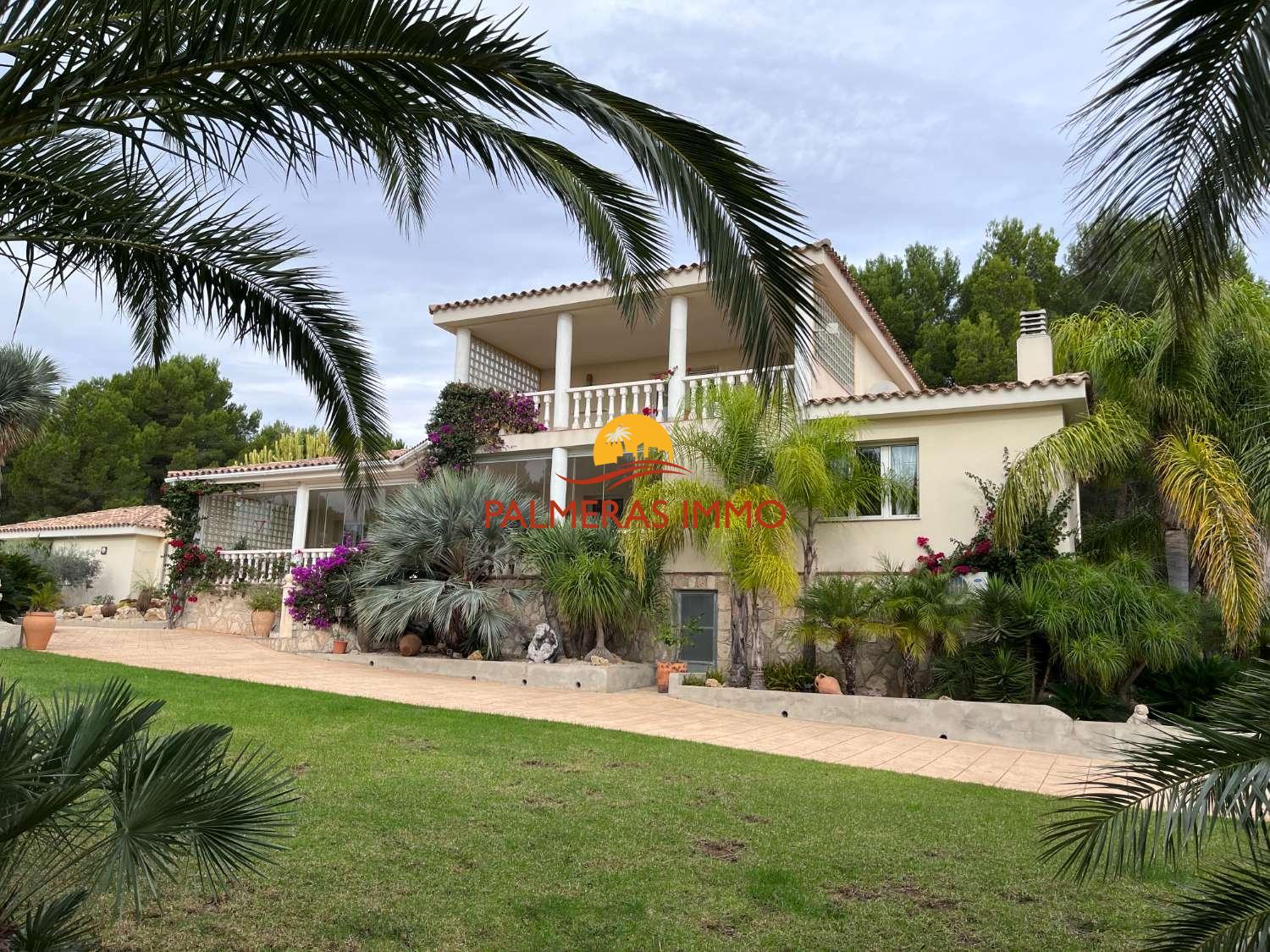 Chalet en Venta en L' Ametlla de Mar