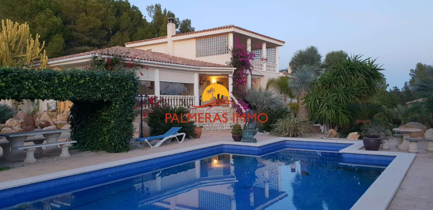 Chalet en Venta en L' Ametlla de Mar