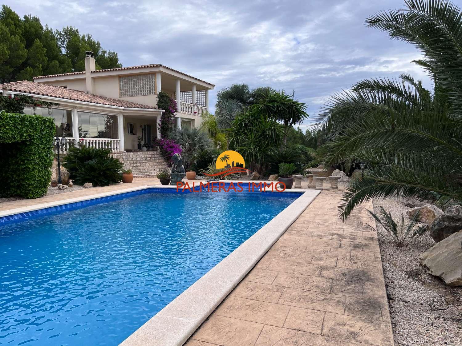 Chalet en Venta en L' Ametlla de Mar