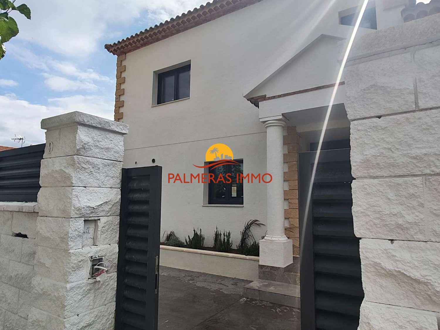 Chalet for Sale in Mont-roig del Camp
