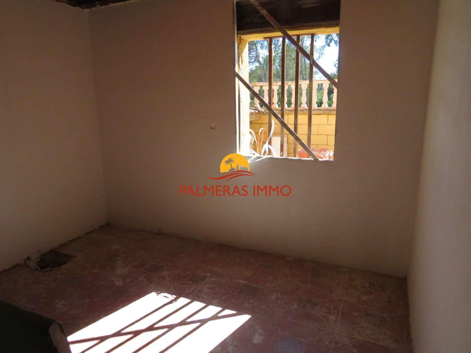 Chalet for Sale in Mont-roig del Camp