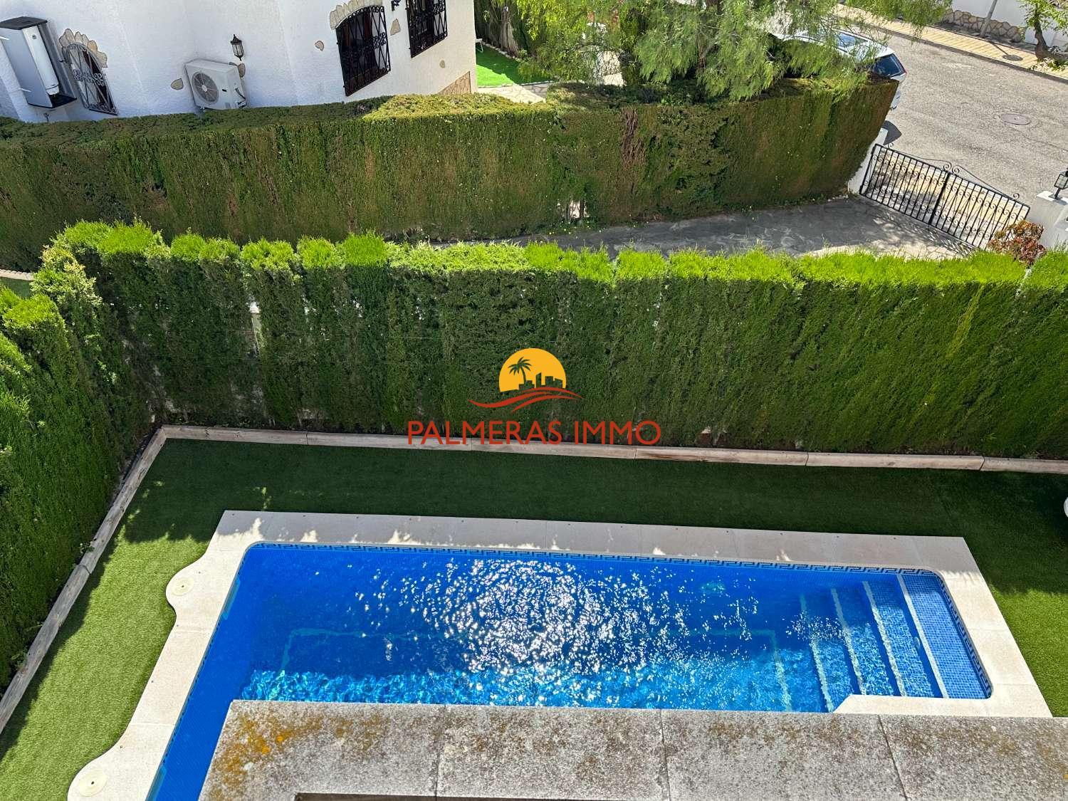 Semi-detached House for Sale in Mont-roig del Camp