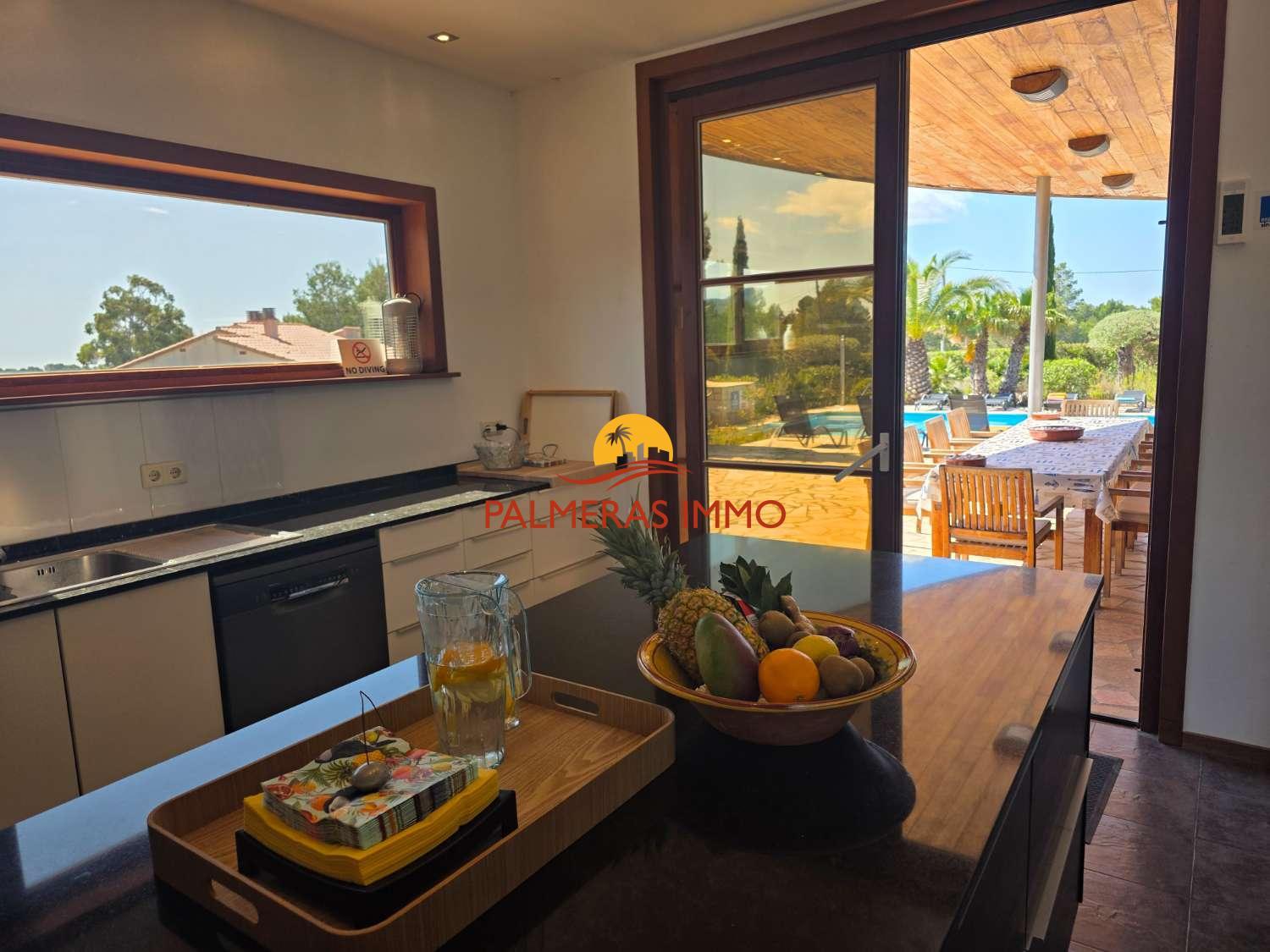 Chalet for Sale in L' Ametlla de Mar