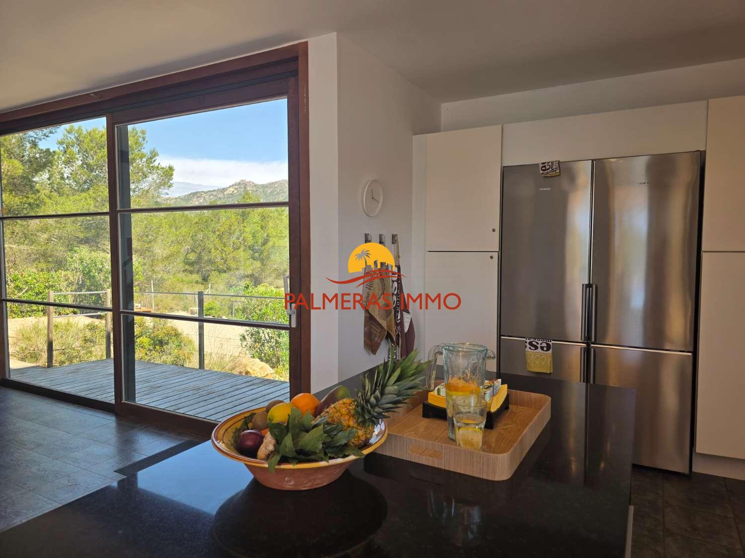 Chalet for Sale in L' Ametlla de Mar