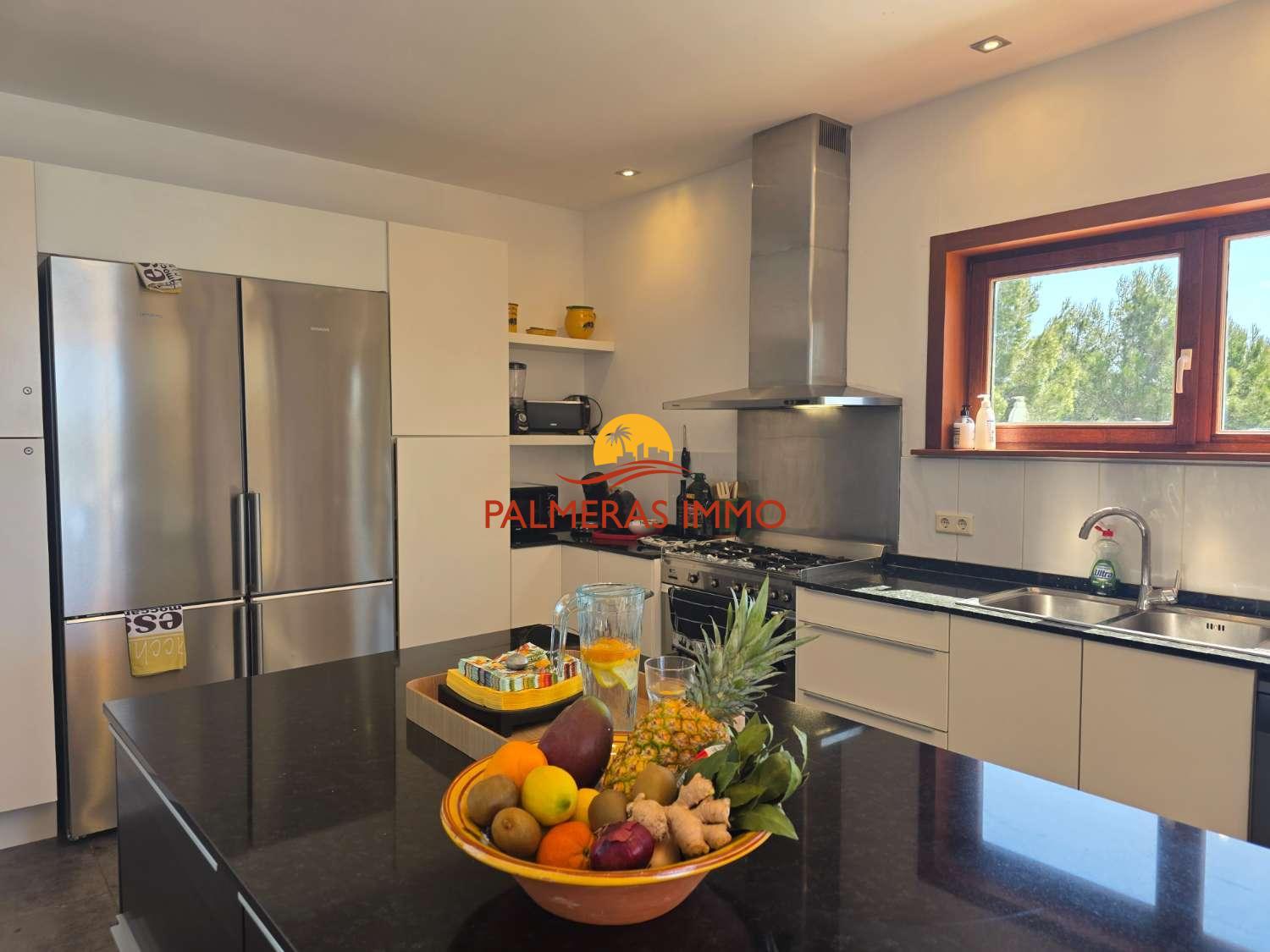 Chalet for Sale in L' Ametlla de Mar
