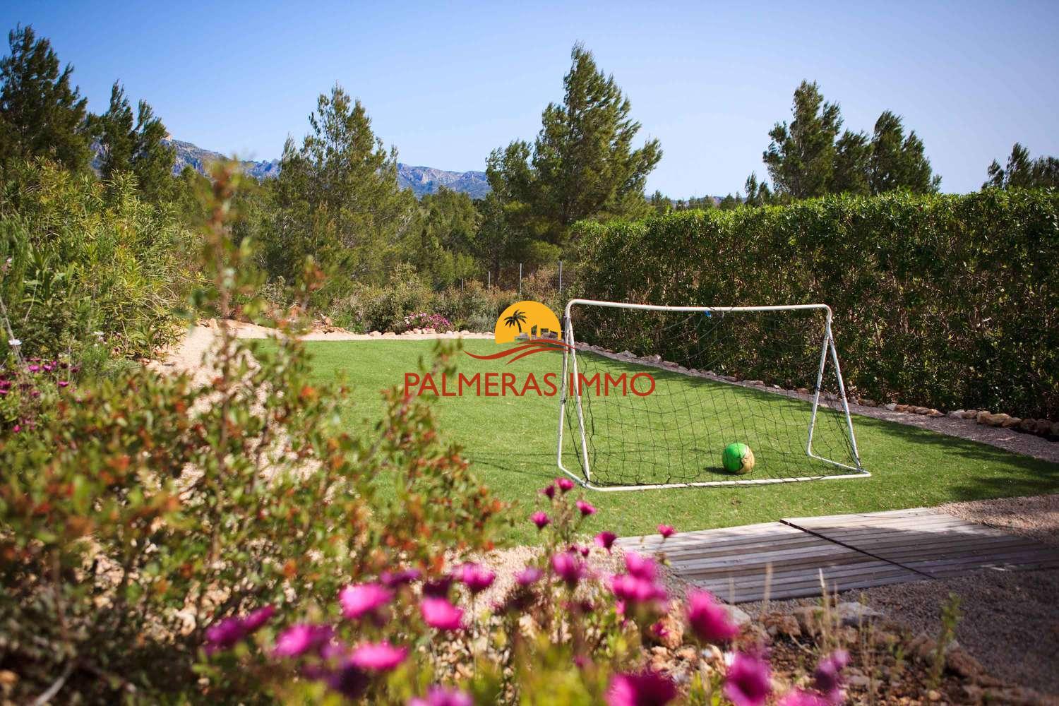 Chalet for Sale in L' Ametlla de Mar