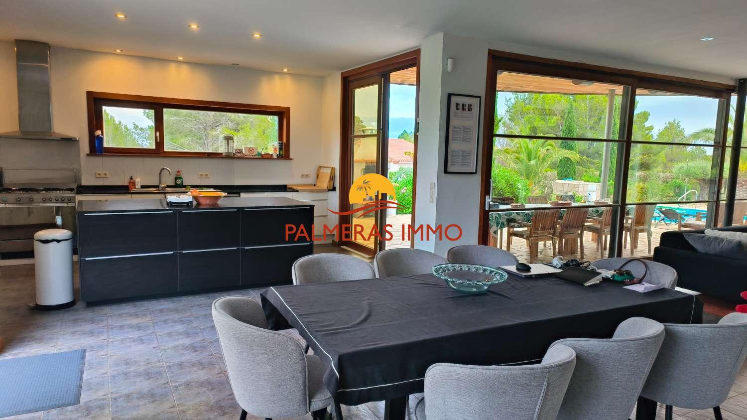 Chalet for Sale in L' Ametlla de Mar