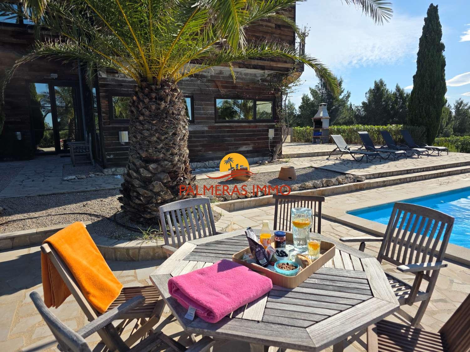 Chalet for Sale in L' Ametlla de Mar