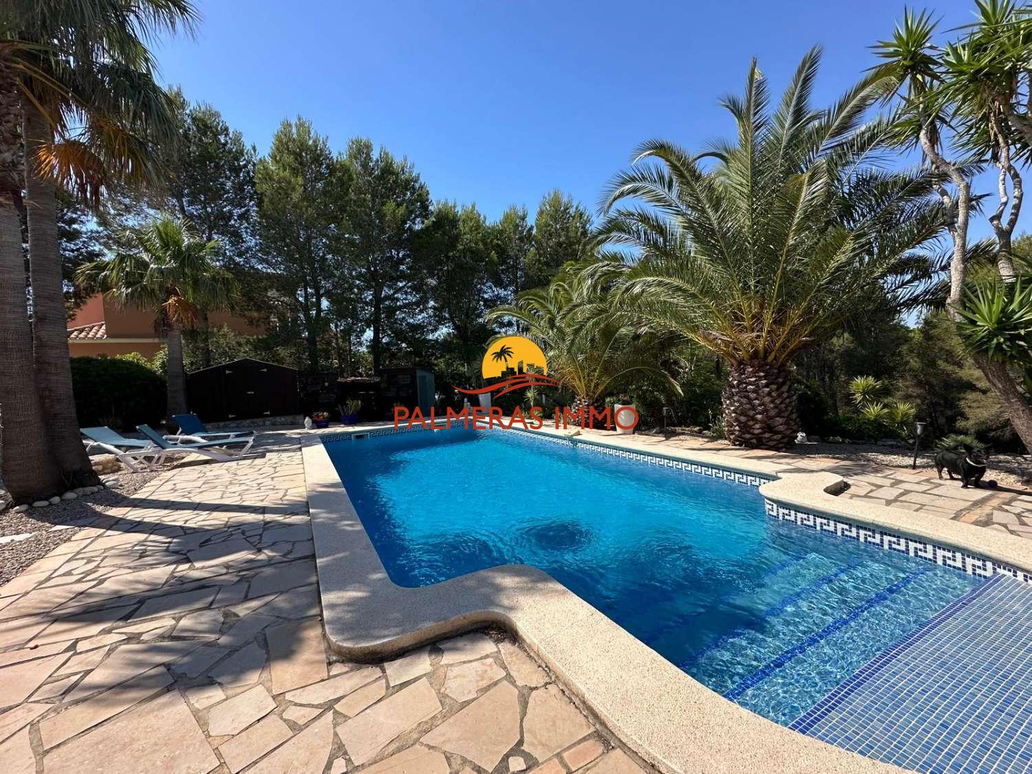 Chalet for Sale in L' Ametlla de Mar