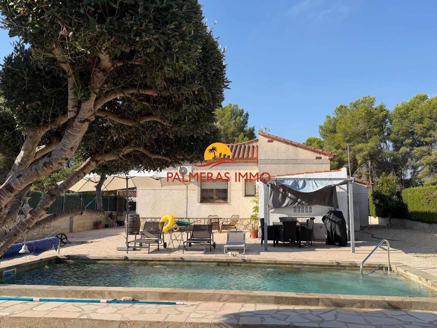Chalet for Sale in L' Ametlla de Mar