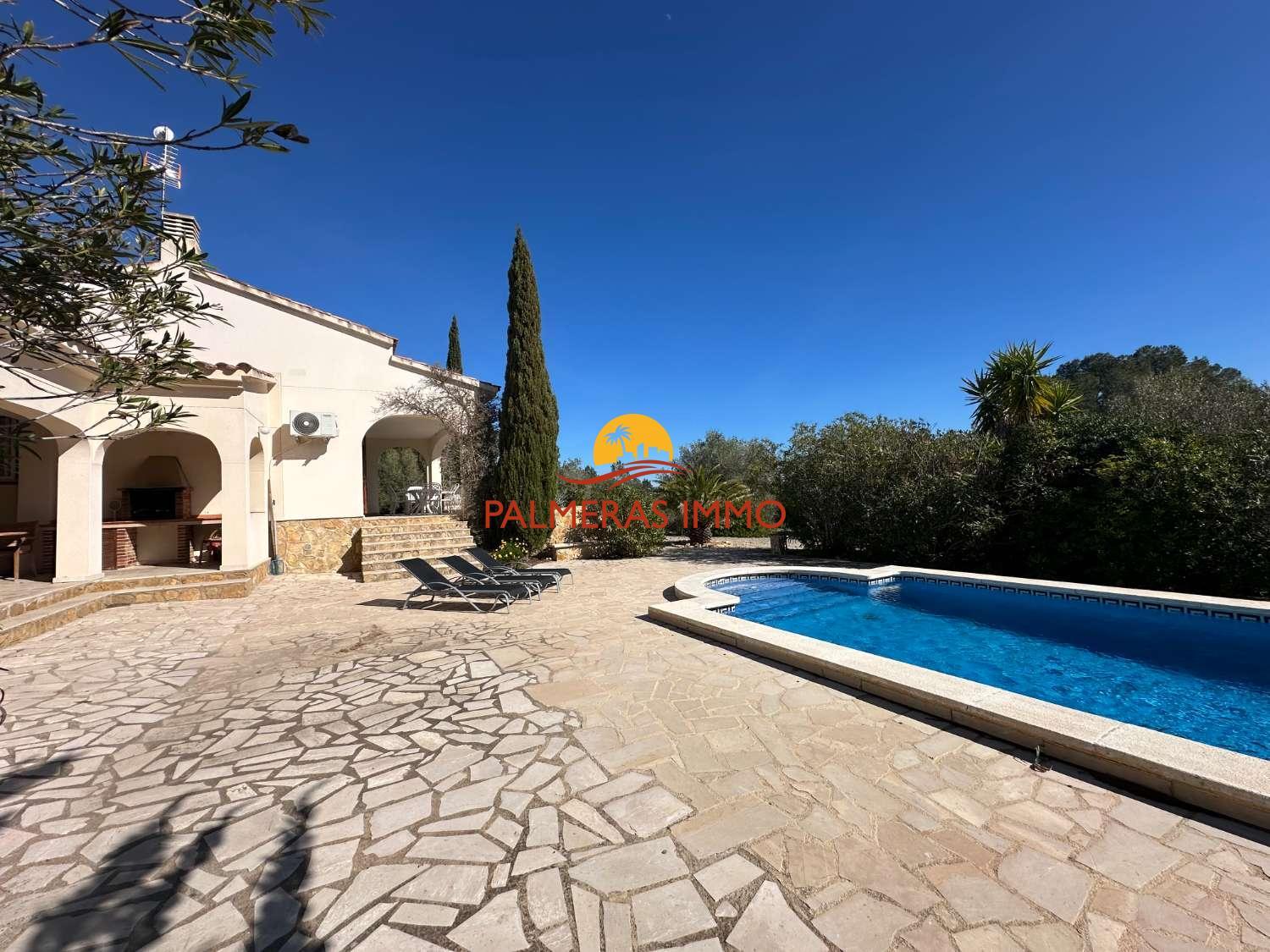 Chalet for Sale in L' Ametlla de Mar