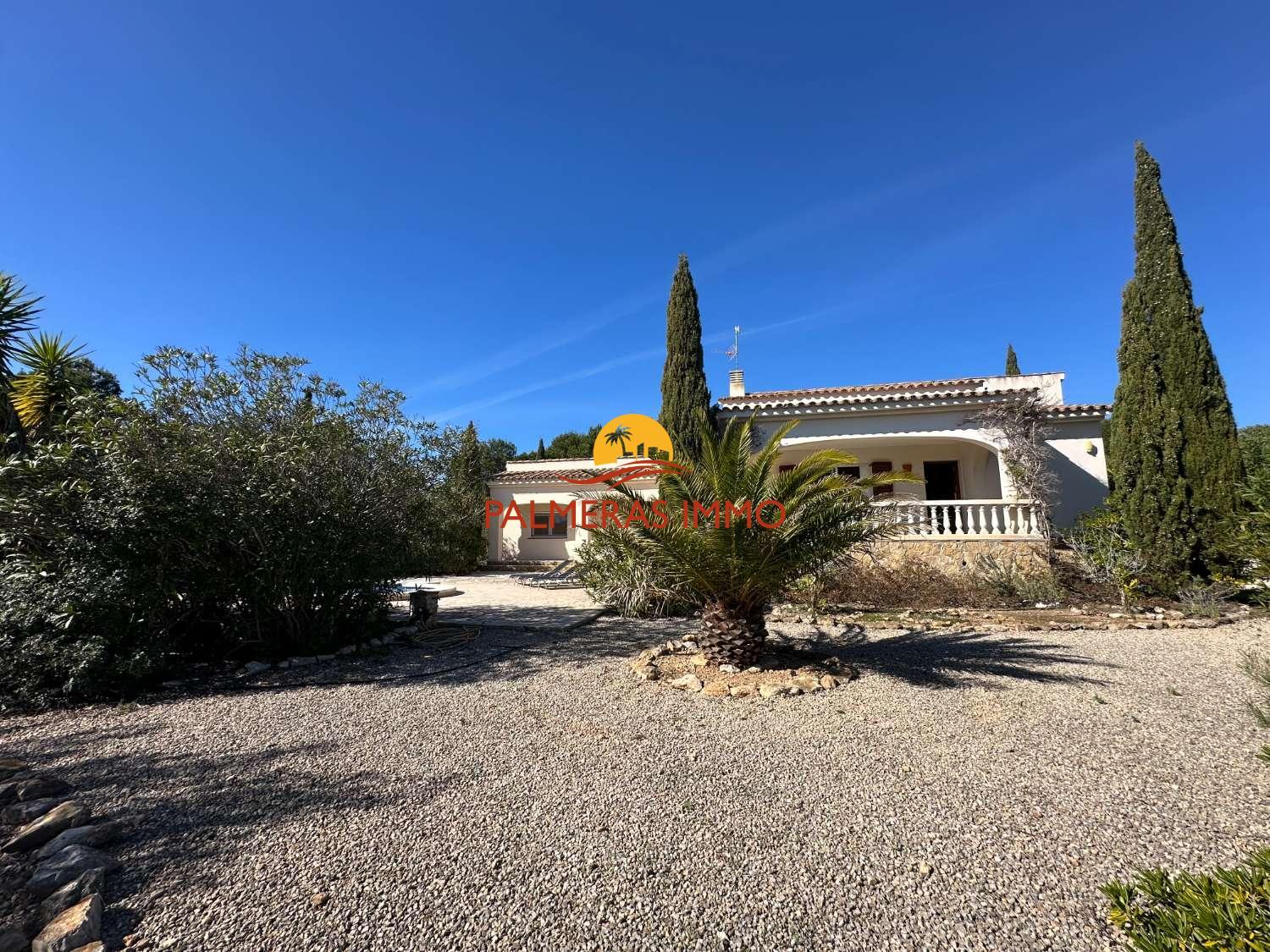 Chalet for Sale in L' Ametlla de Mar
