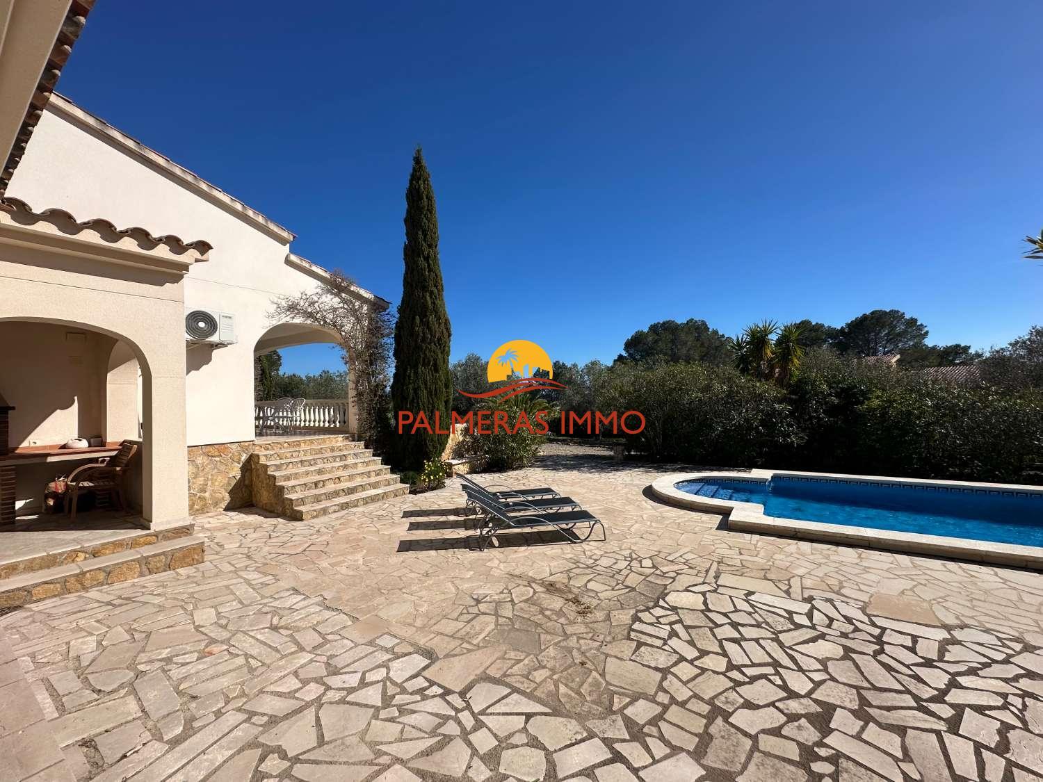 Chalet for Sale in L' Ametlla de Mar