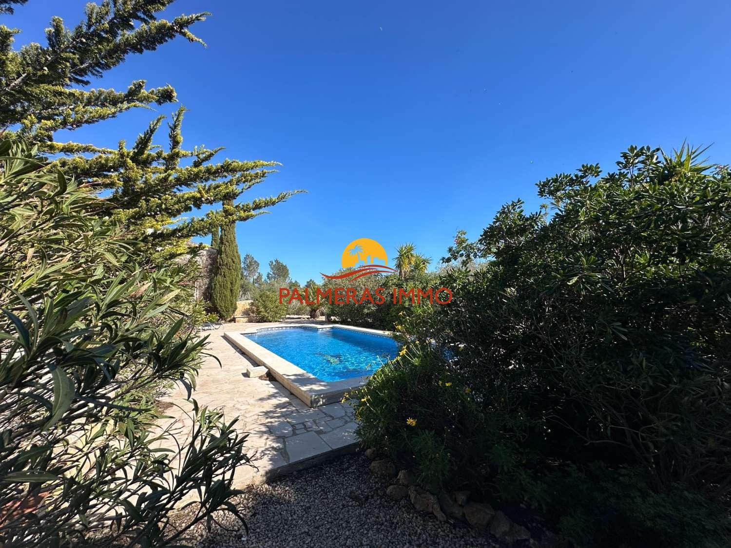 Chalet for Sale in L' Ametlla de Mar