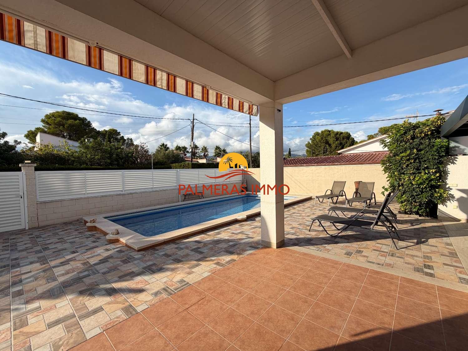 Villa for Sale in L' Ametlla de Mar