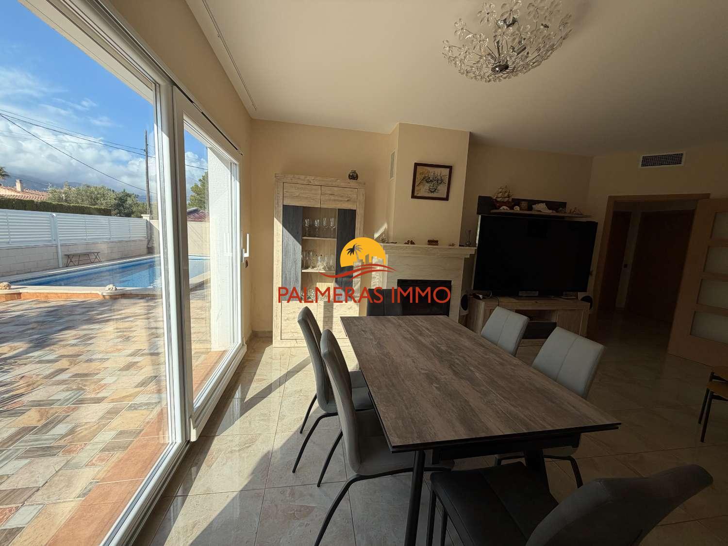 Villa for Sale in L' Ametlla de Mar
