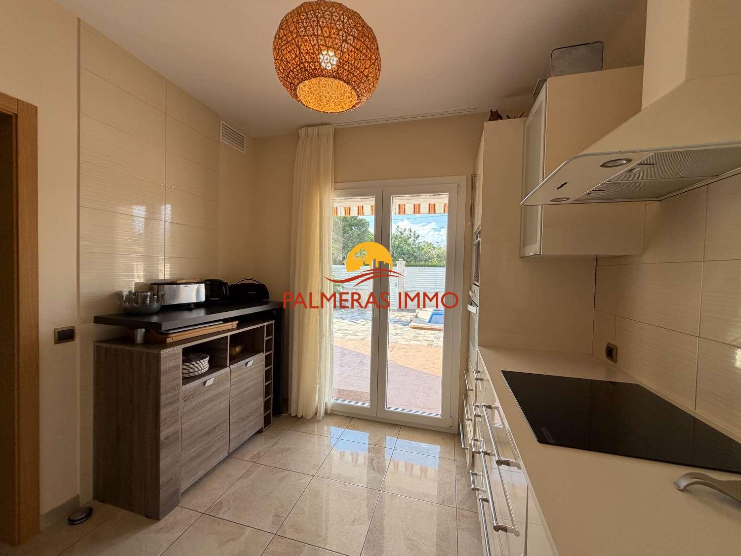 Villa for Sale in L' Ametlla de Mar