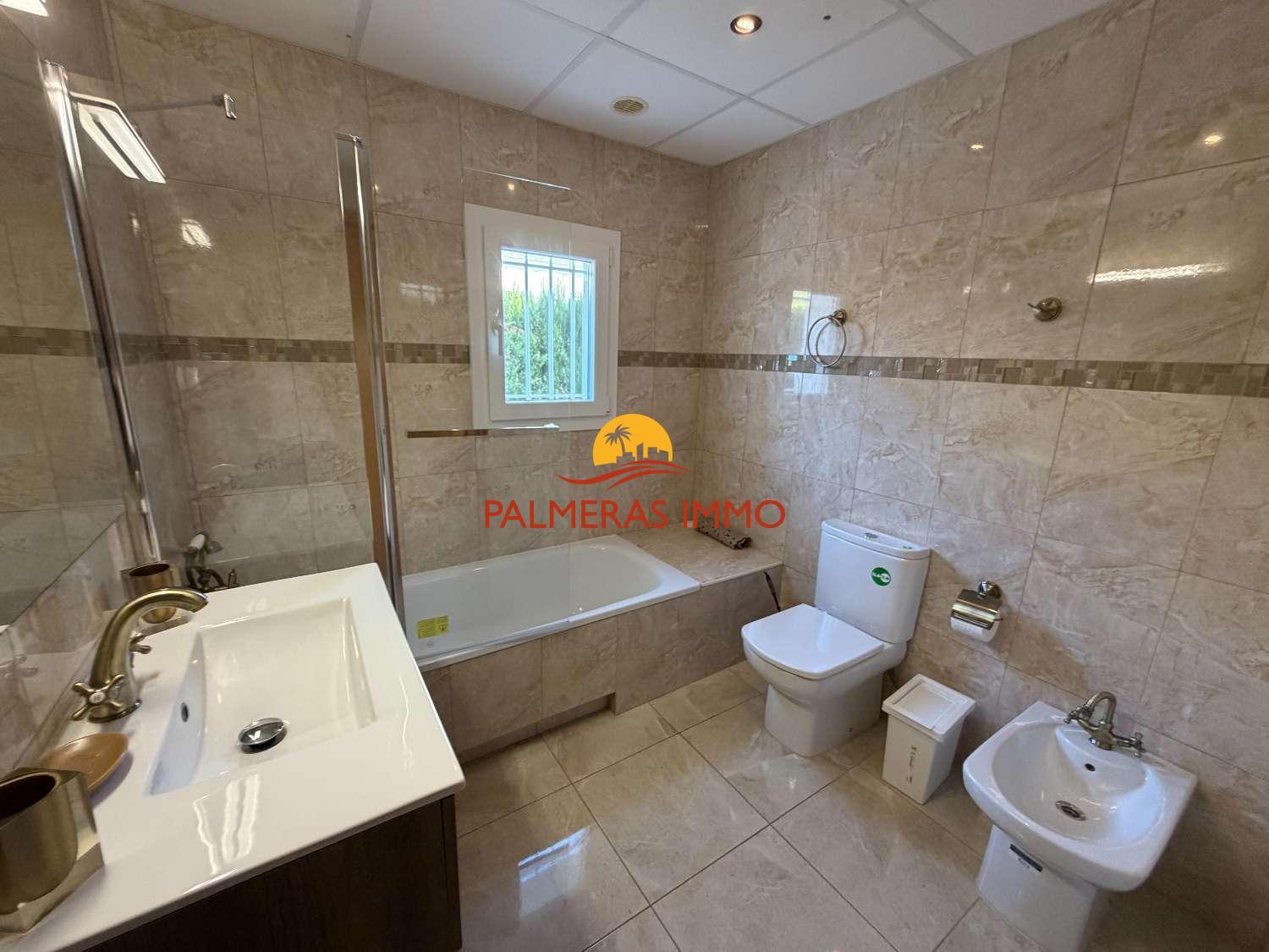 Villa for Sale in L' Ametlla de Mar