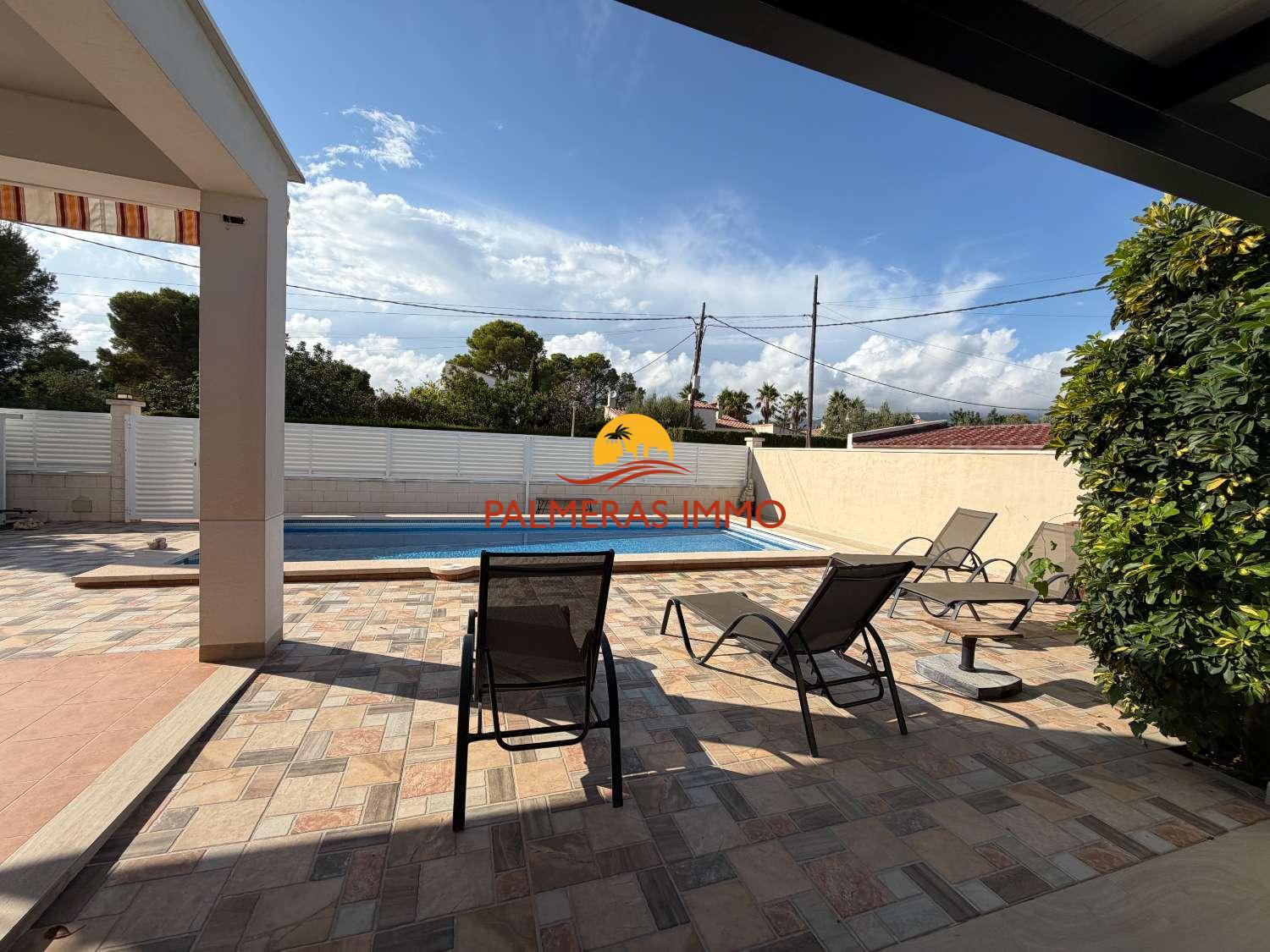 Villa for Sale in L' Ametlla de Mar