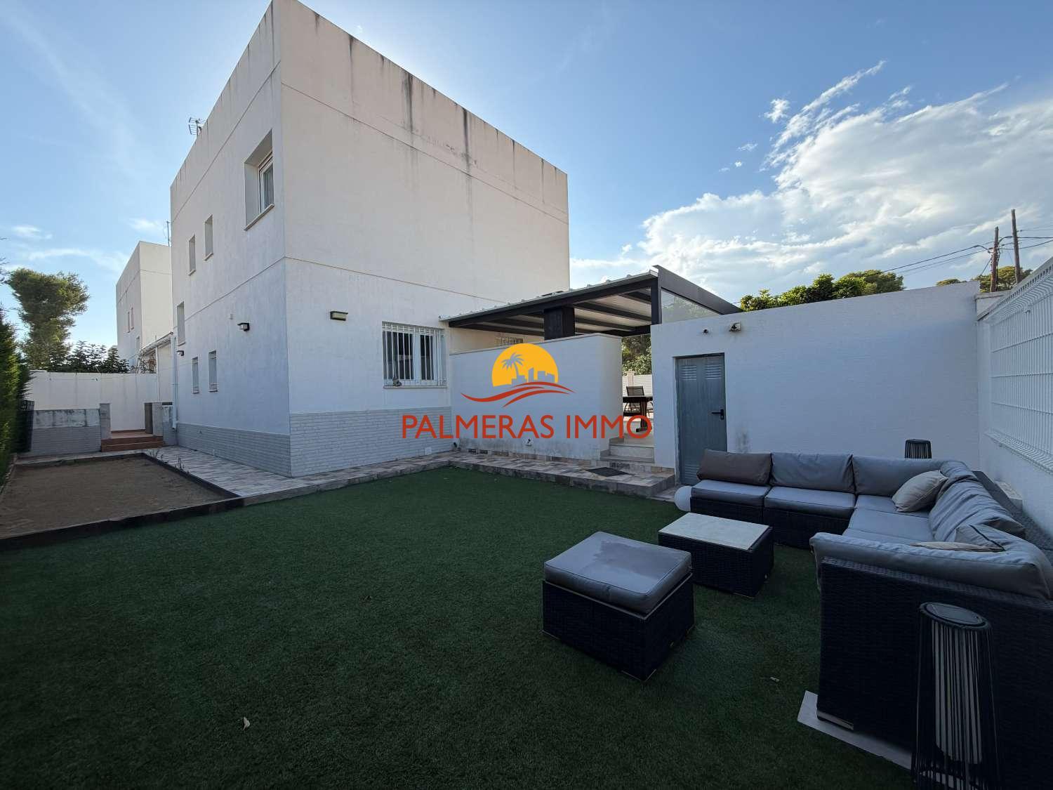 Villa for Sale in L' Ametlla de Mar