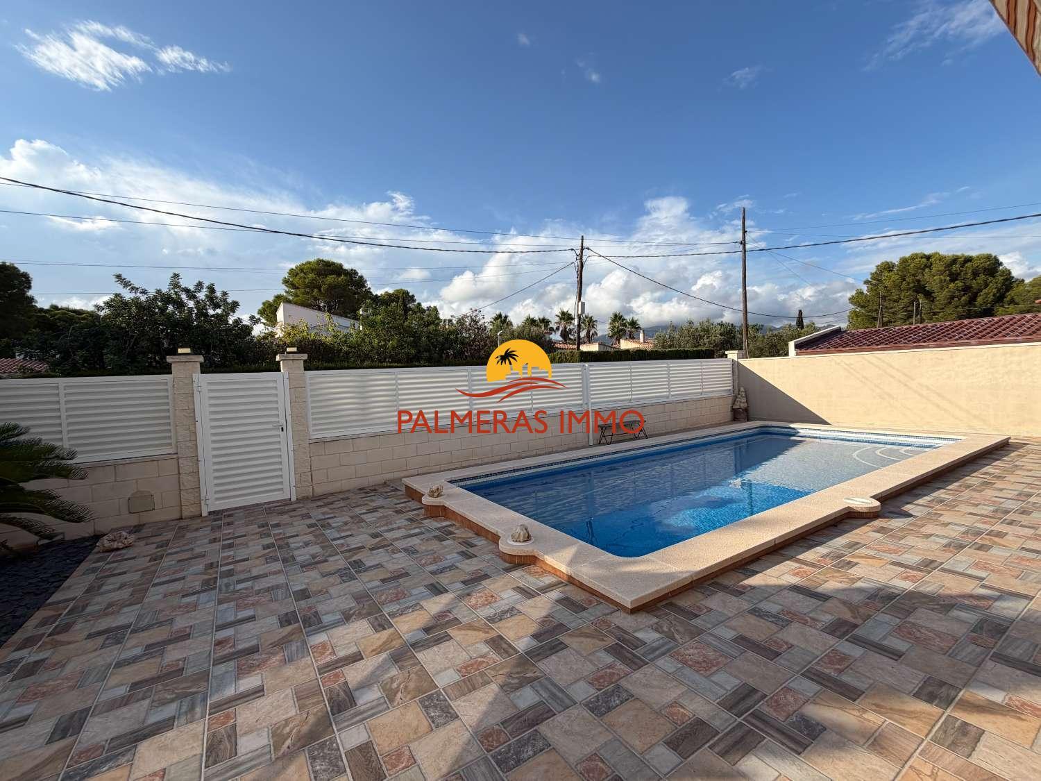 Villa for Sale in L' Ametlla de Mar