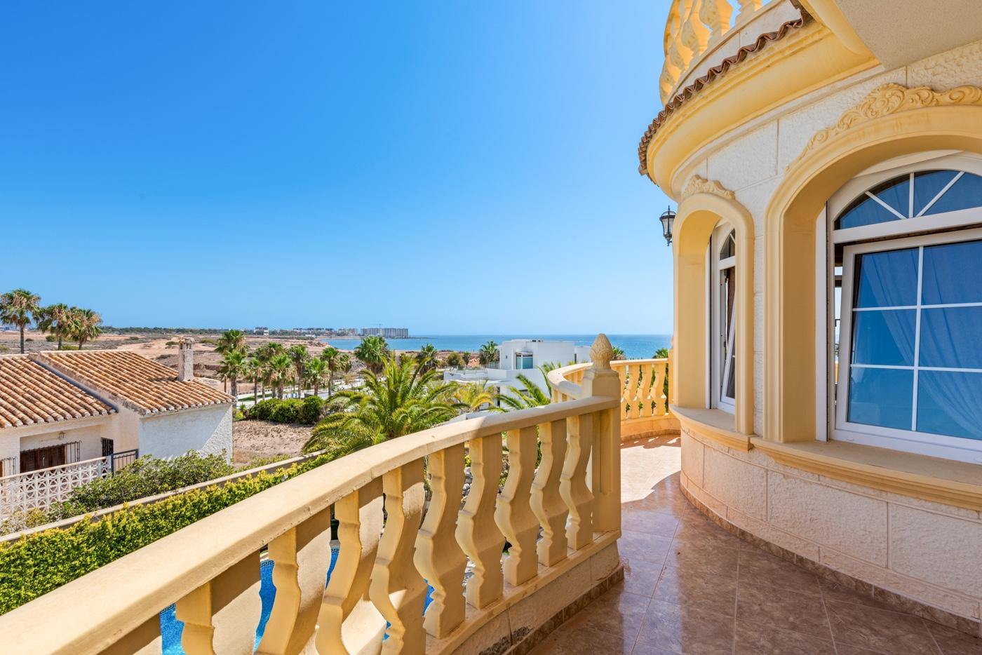 Villa en Venta en Orihuela