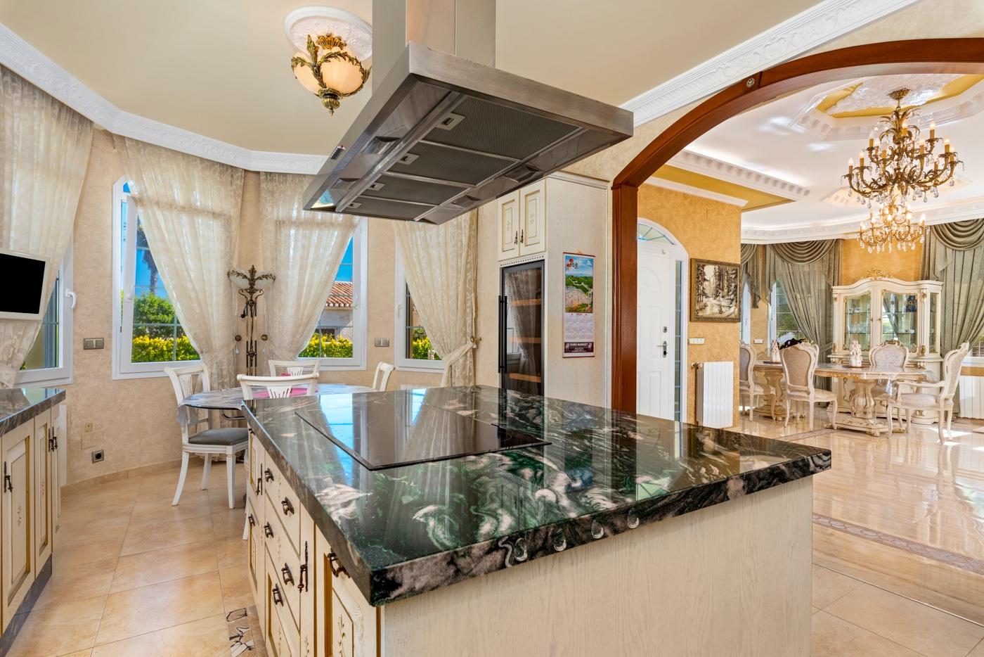 Villa en Venta en Orihuela