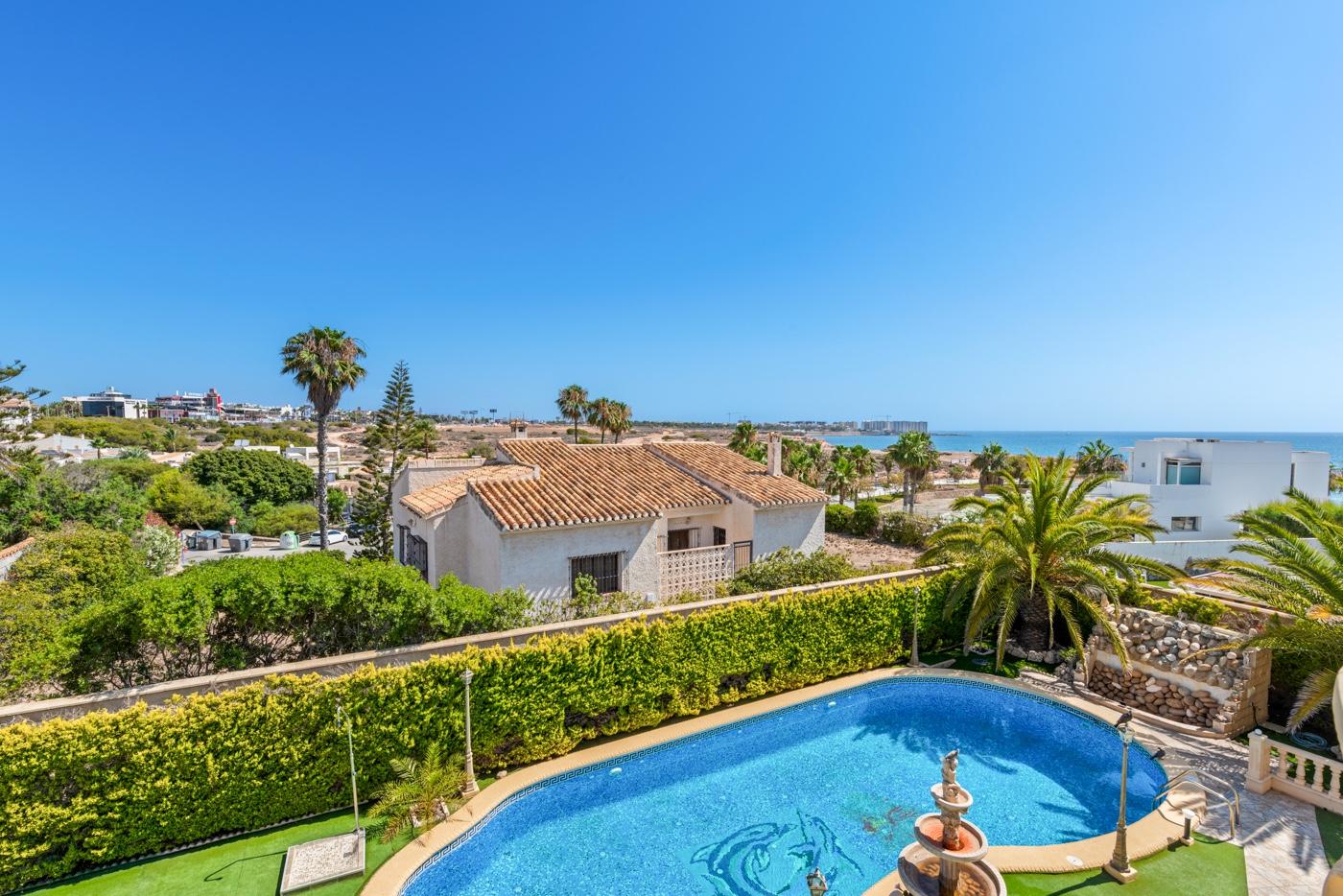 Villa en Venta en Orihuela