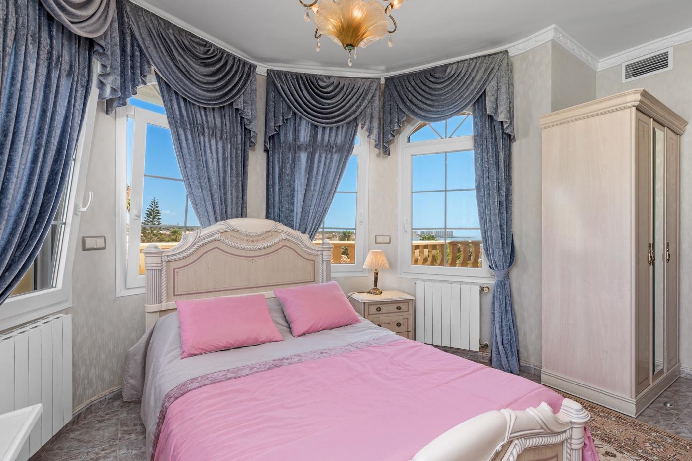Villa en Venta en Orihuela