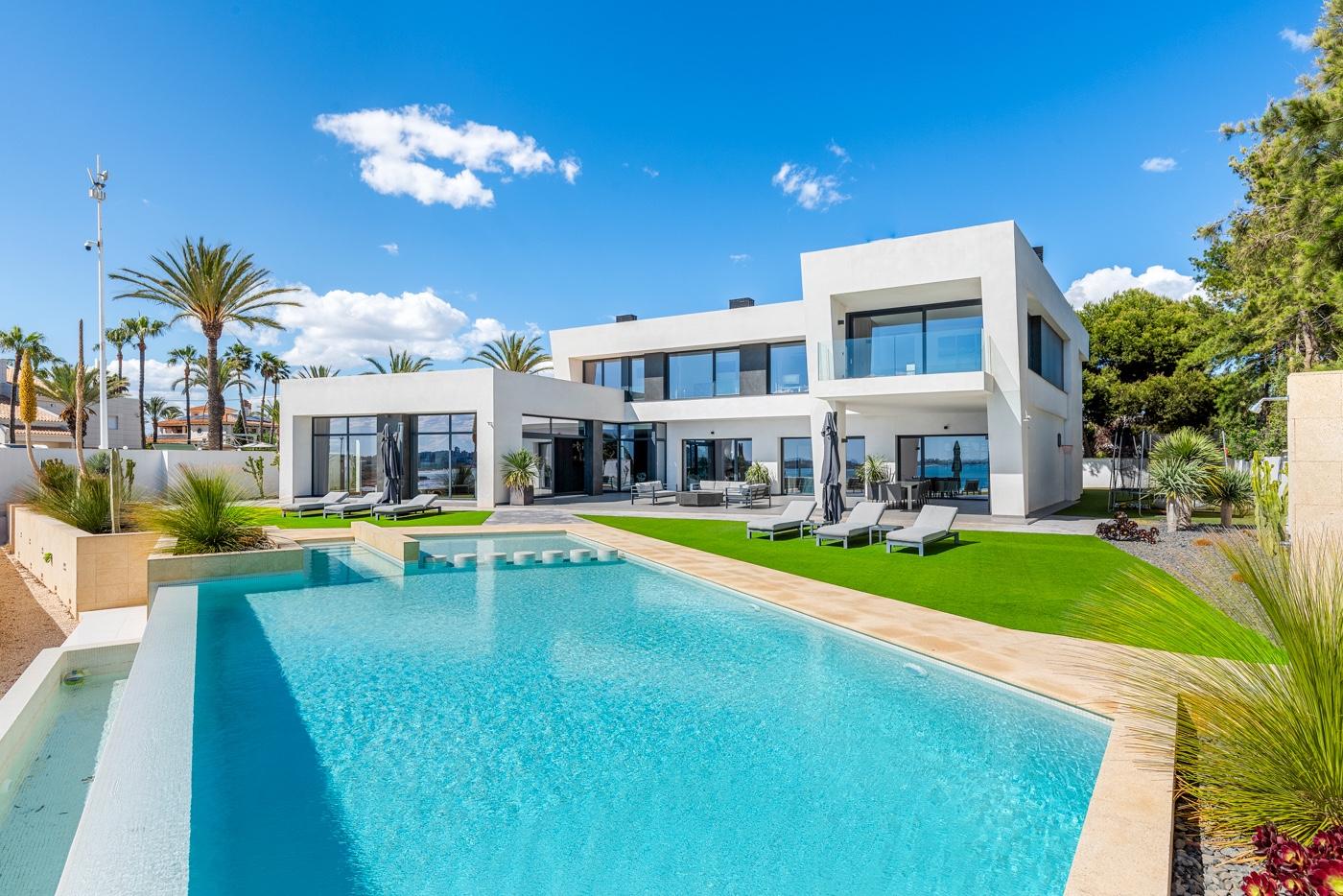 Villa en Venta en Orihuela