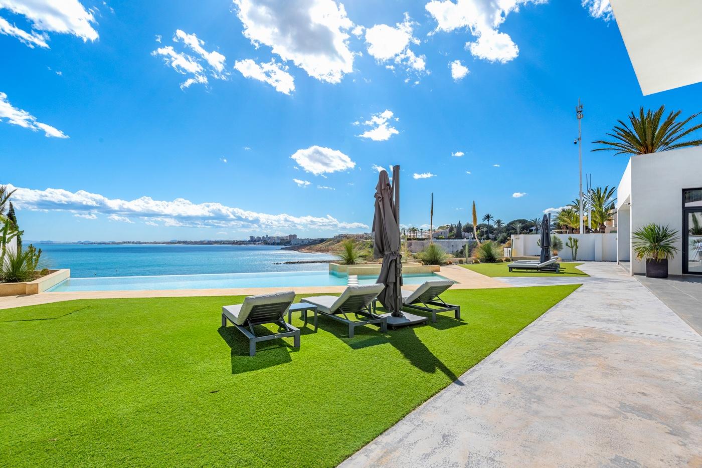 Villa en Venta en Orihuela