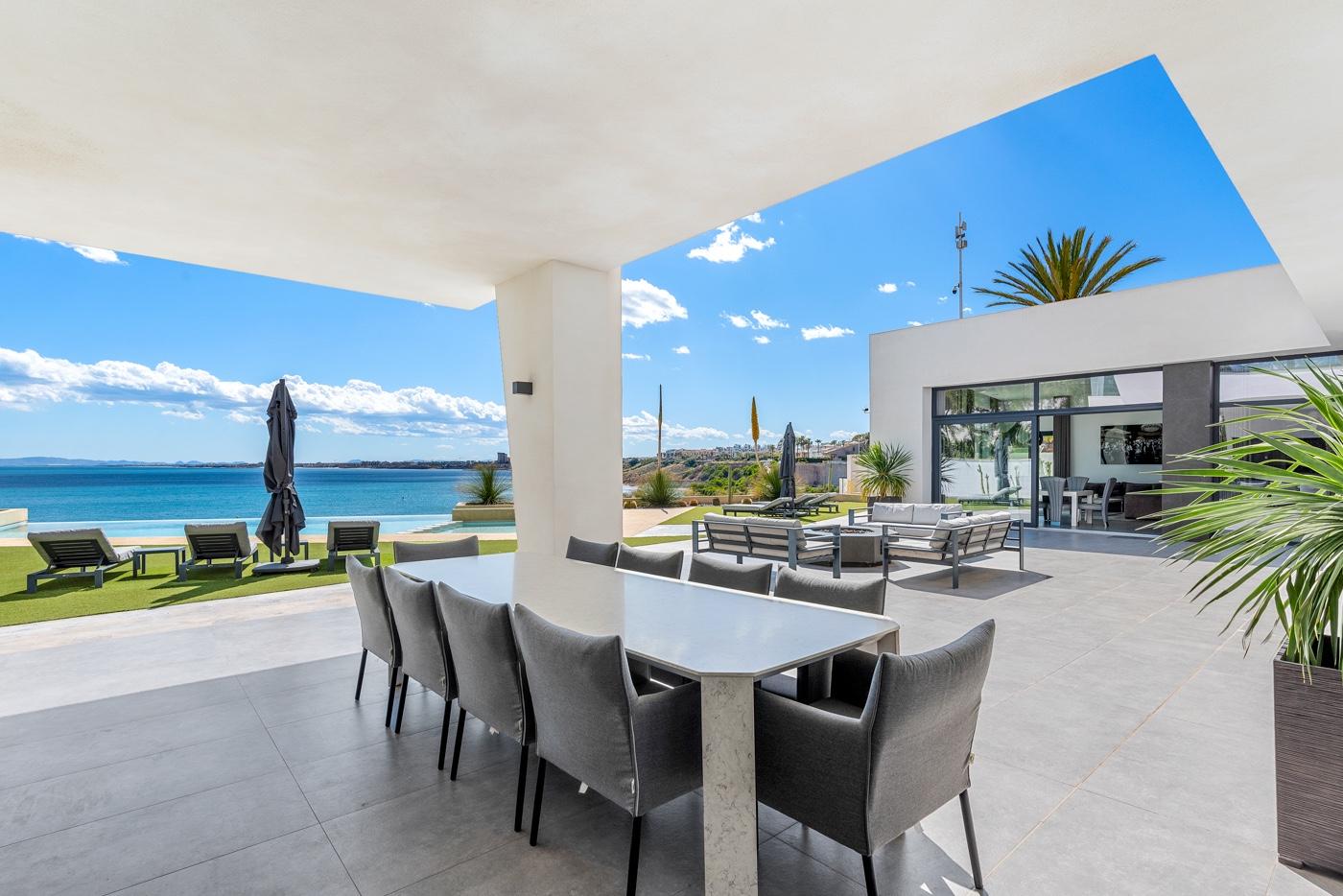 Villa en Venta en Orihuela
