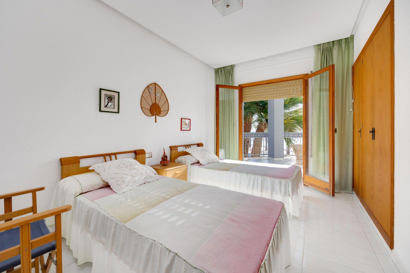 Villa en Venta en Santa Pola