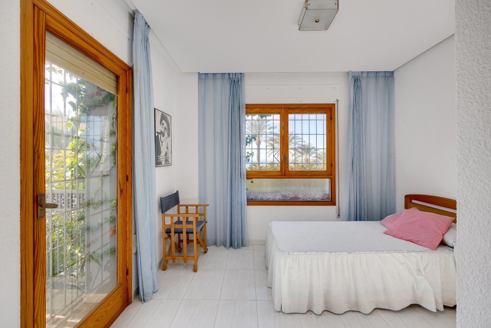 Villa en Venta en Santa Pola