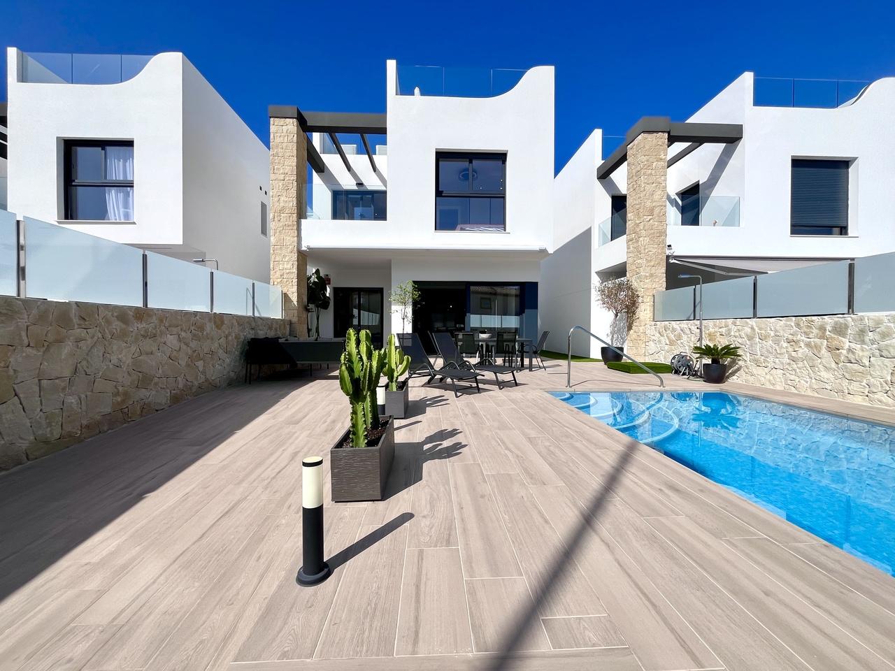 Villa en Venta en Orihuela