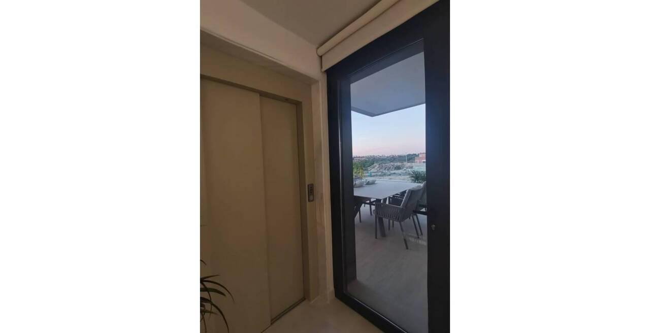 Villa en Venta en Orihuela